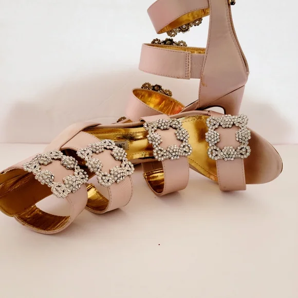 Cape Robbin heels - Picture 4 of 7